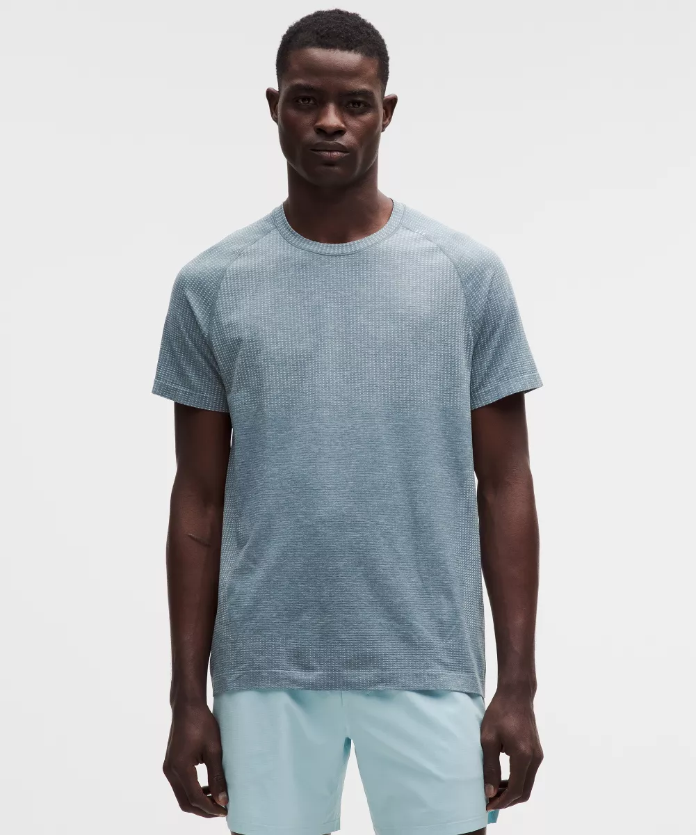 Metal Vent Tech Relaxed-Fit Short-Sleeve Shirt — Polo Pastel/Steel Blue